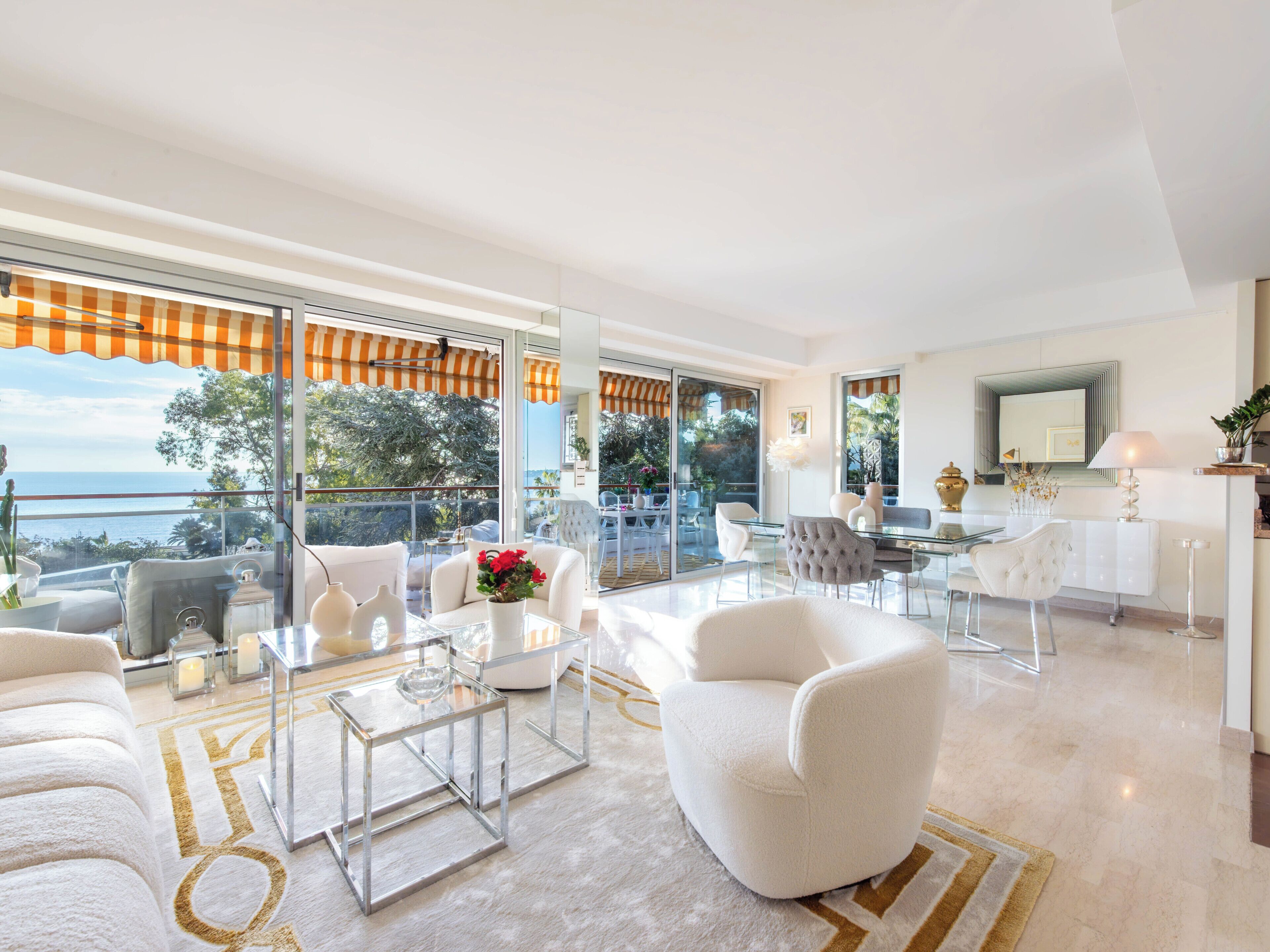 TV, Netflix, streaming services