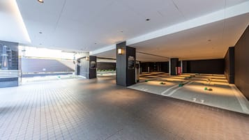 Self parking (JPY 1200 per night)