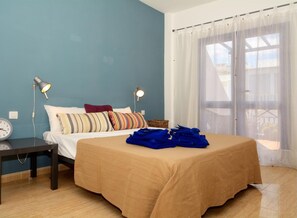 1 bedroom, iron/ironing board, Internet, bed sheets