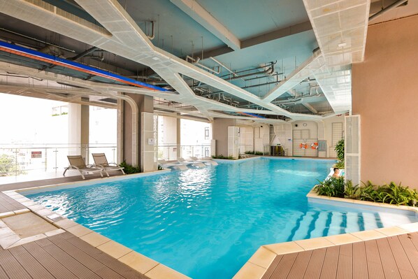 Outdoor pool - De Capella Aparment (Ho Chi Minh City)