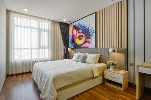 2 bedrooms, desk, free WiFi - De Capella Aparment (Ho Chi Minh City)