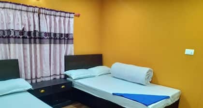 Hotel Majhikuna & Restaurant