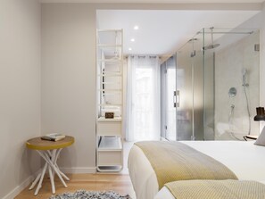 3 chambres, fer et planche à repasser, accès Internet, draps fournis