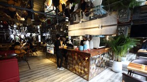 Coffee shop - Greentree Saigon Dong Du Hotel (Ho Chi Minh City)