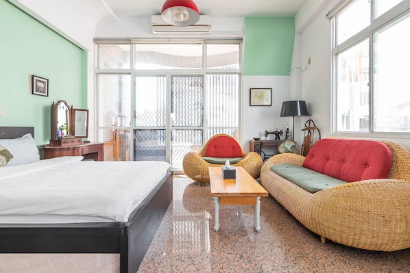 Superior Quadruple Room, Balcony | Desk, blackout drapes, soundproofing, free WiFi