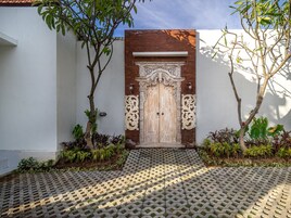 Entrada de la propiedad