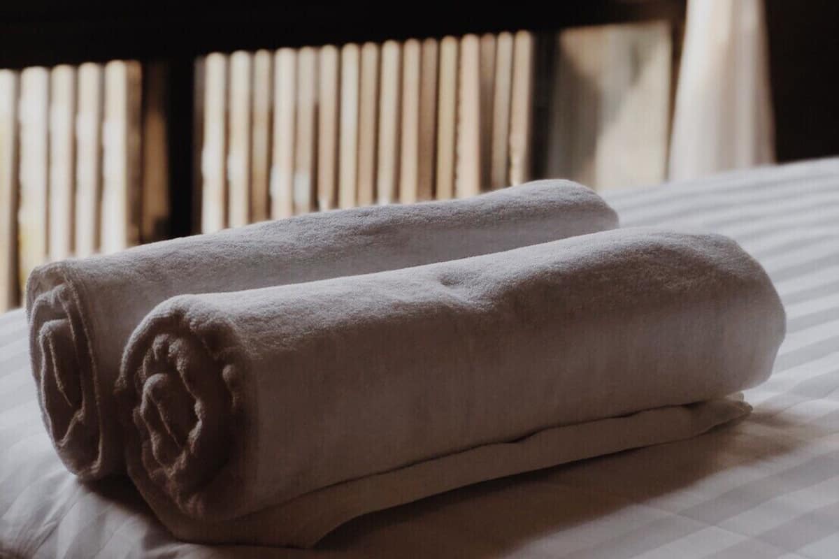 Wifi gratis y ropa de cama