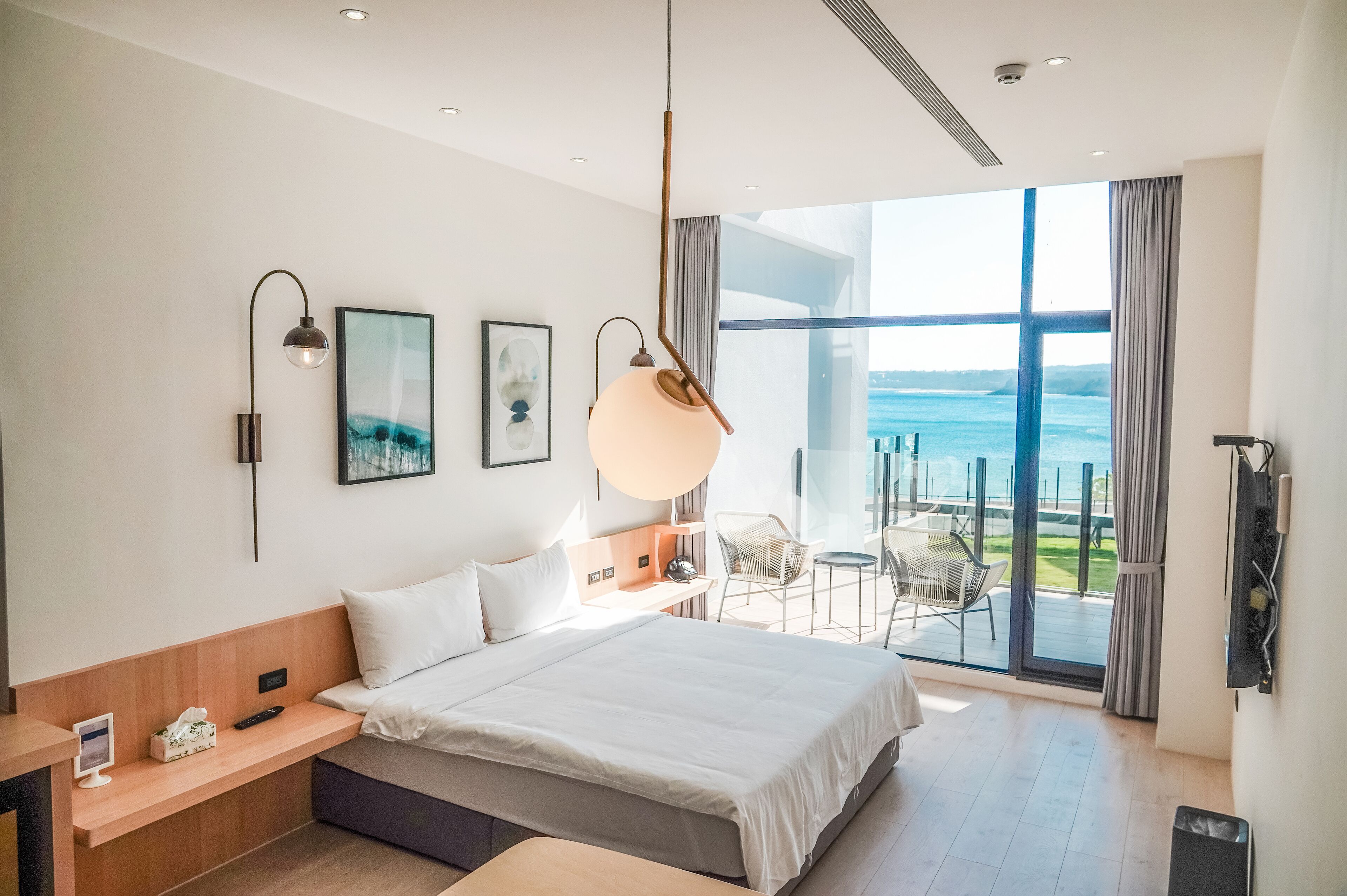 Deluxe Double Room, 1 Queen Bed, Terrace, Ocean View