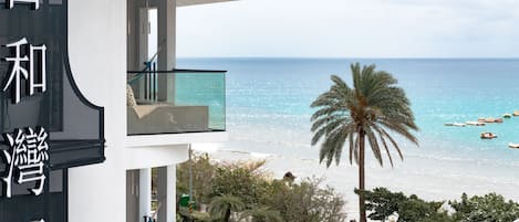 Vista para praia/oceano