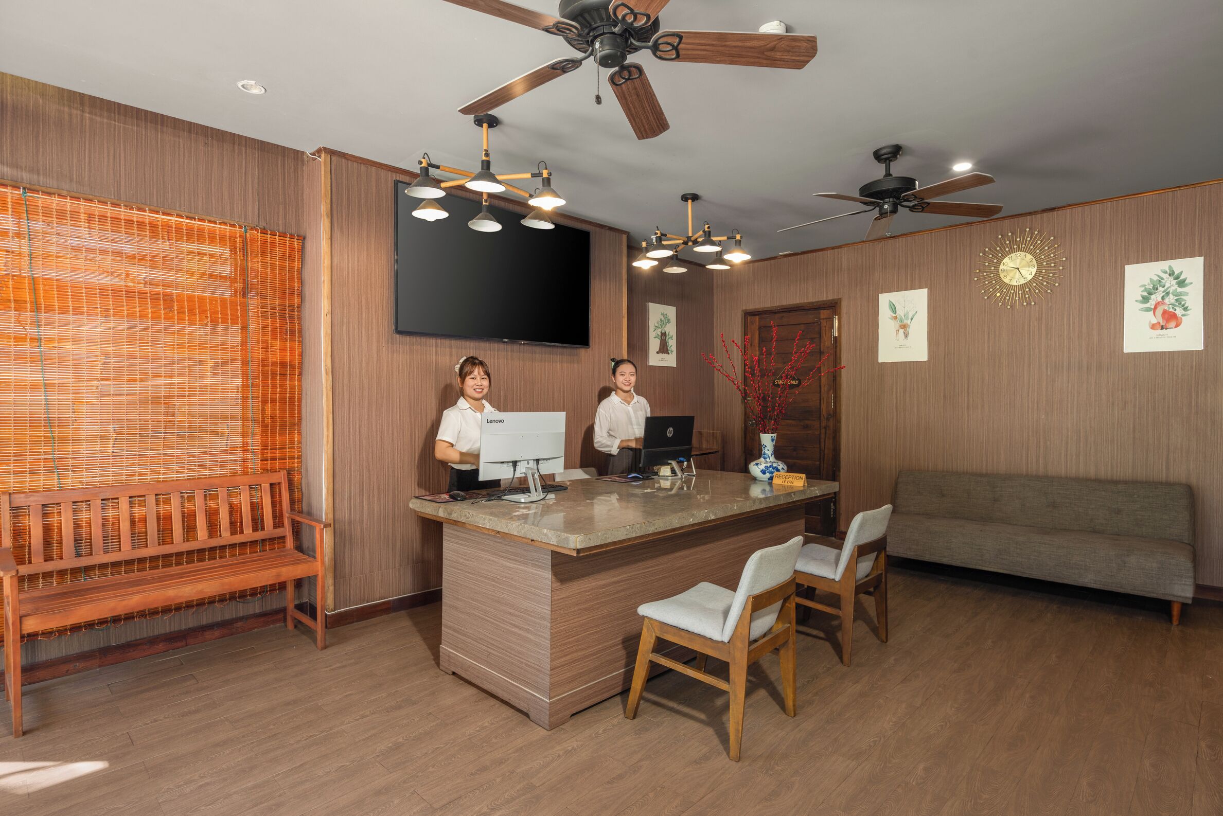 Photo - HA Ocean Front Hotel and Apartment