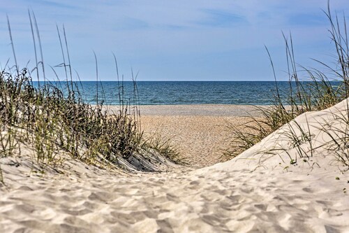 Walk to Beach: Ocean-View Atlantic Beach Condo!