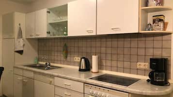 Fridge, oven, dishwasher, electric kettle