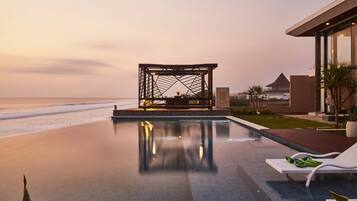 Outdoor pool, sun loungers