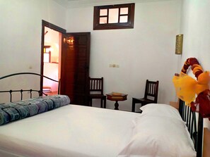 2 Schlafzimmer, Zimmersafe, Bügeleisen/Bügelbrett, kostenloses WLAN