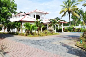 Exterior - To Feel Homely Atmosphere  (Mahiyangana)