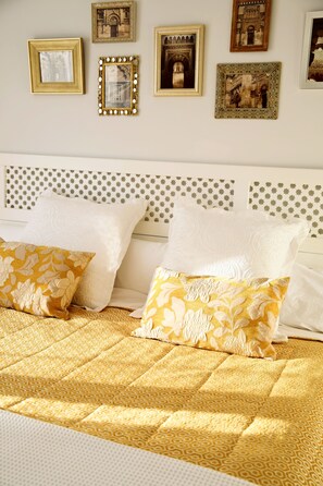 3 dormitorios, tabla de planchar con plancha, wifi gratis y ropa de cama