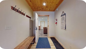 Interior - Quiet, Bright, Open, Rustic Next to Park and Pond with Mountain Views! Apt 201 (Lake Placid)