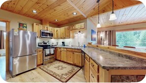 Fridge, microwave, oven, stovetop - Quiet, Bright, Open, Rustic Next to Park and Pond with Mountain Views! Apt 201 (Lake Placid)