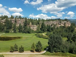 Golf - The Lazy Bear Lodge (#236) | Pool, Near Ski, Mtn Views - Golf/AC/Hot Tub (Durango)