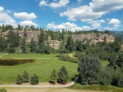 The Lazy Bear Lodge (#236) | Pool, Near Ski, Mtn Views - Golf/AC/Hot Tub