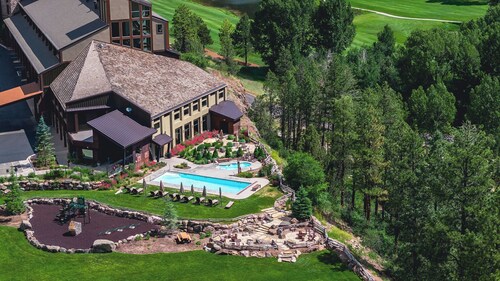 Miner's Rest (#305) | Pool, Near Ski - Golf - AC, Hot Tub, Views