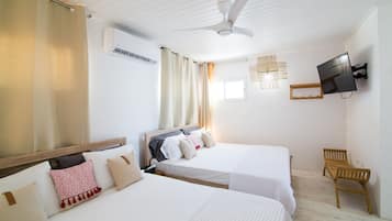 2 chambres, coffres-forts dans les chambres, fer et planche Ă  repasser