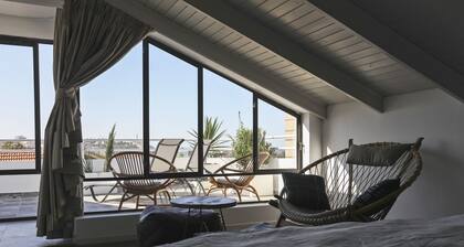 Casa Archie Luxury Suites