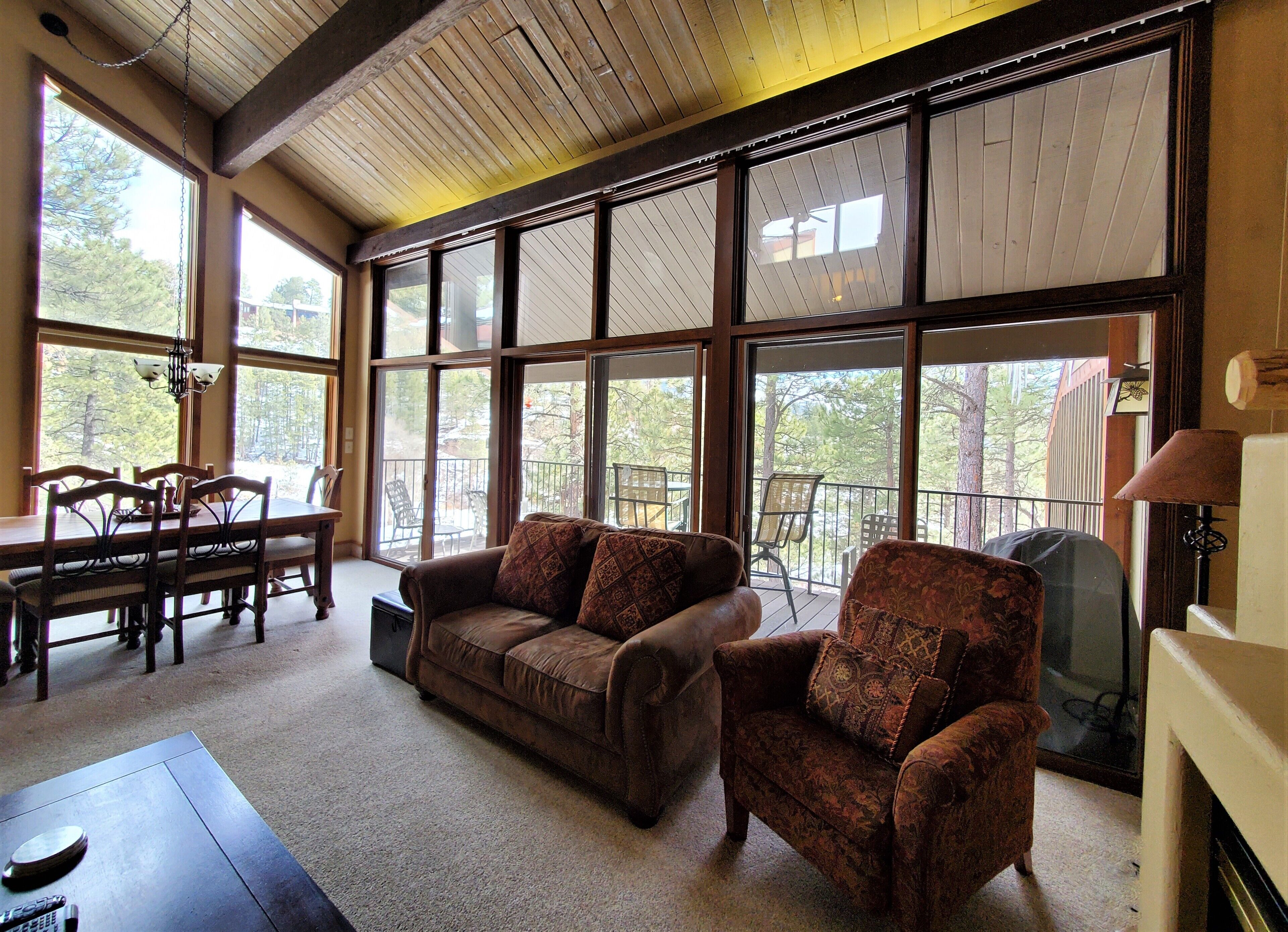 10 min to Ski - Pond View - Golf - AC/Pool/HotTub - Tamarron Resort #853