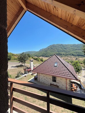 Garden view - Joen Village (Stëblevë)