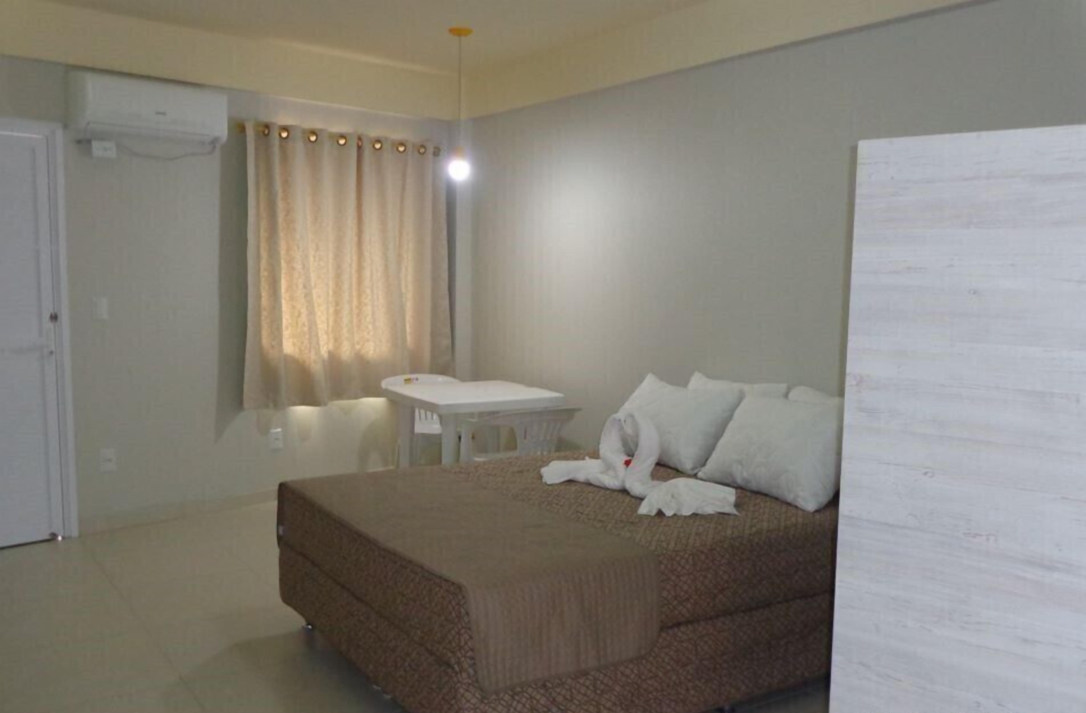 舒适客房, 公园景观 | 迷你吧、办公桌、WiFi、床单