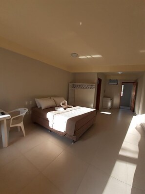 Comfort Room, Park View | Minibar, desk, laptop workspace, WiFi - Lebanon Praia Hotel (Tramandai)