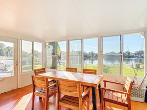 تناول الطعام