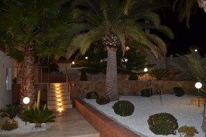 Property grounds - Villa Altawista El Campello (El Campello)