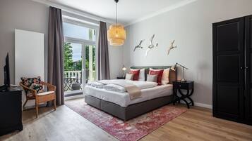 2 bedrooms, in-room safe, WiFi, bed sheets