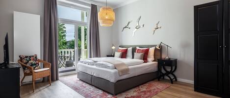 2 bedrooms, in-room safe, WiFi, bed sheets