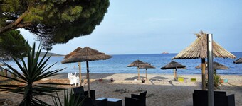 NEAR PINARELLO BEACH - LUXURY VILLA FOR 9 PEOPLE - AIR-CONDITIONED WITH SWIMMING POOL