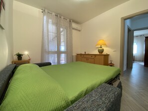 3 habitaciones, tabla de planchar con plancha y wifi gratis