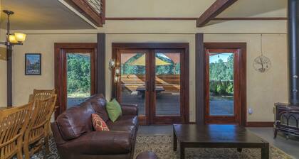 Modern cabin located close to the El Portal entrance to Yosemite National Park.