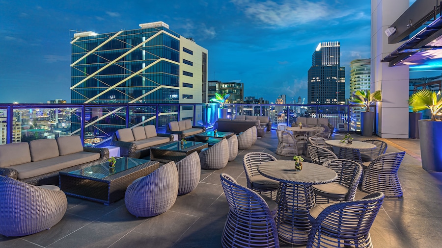 Seda Central Bloc Cebu City