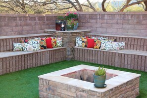 Property grounds - The house is 1.2 miles from Sabino Canyon (Tucson)