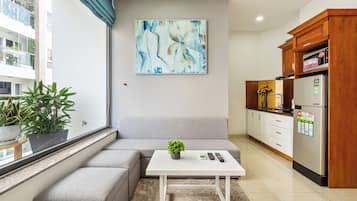Luxury Double Room, City View | Desk, laptop workspace, blackout curtains, soundproofing