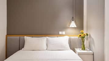 Basic Apartment, City View | Desk, laptop workspace, blackout curtains, soundproofing