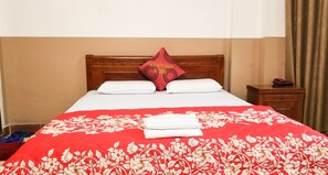 Free WiFi - OYO 751 K300 Hotel (Ho Chi Minh City)