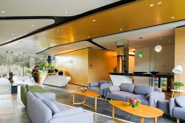 Lobby sitting area