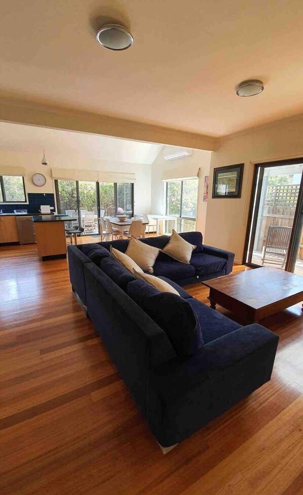 TV - Aireys Inlet Coastal Heaven (Aireys Inlet)