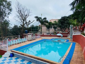 Outdoor pool - Arabian Villas Panchgani (Mahabaleshwar)