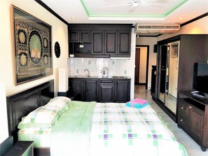 1 bedroom, WiFi, bed sheets