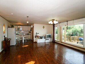 Room (Rosemary) | Living area | TV, heated floors