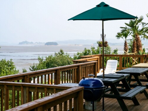 Badasol Fragrance Pension