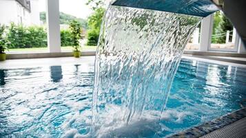Indoor/outdoor pool